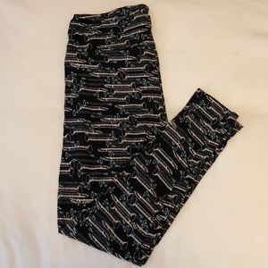 LuLaRoe leggings, T&C, screw design